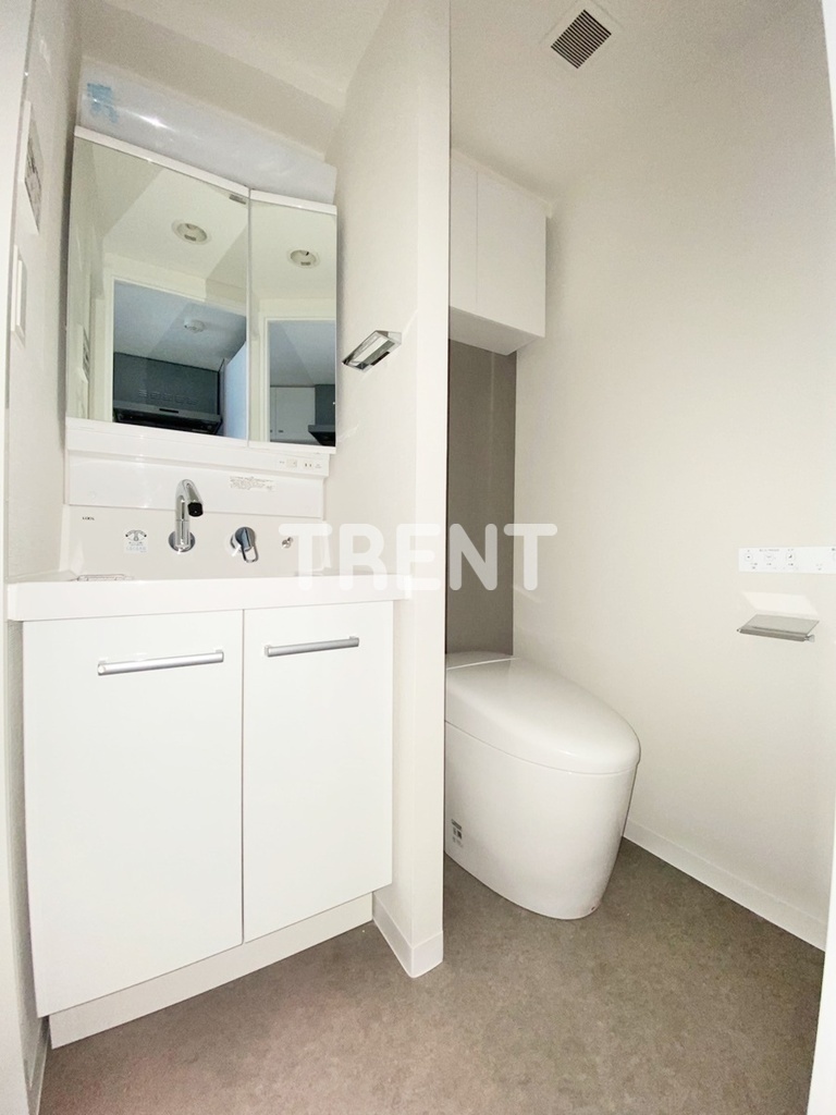 リヴシティ初台-202