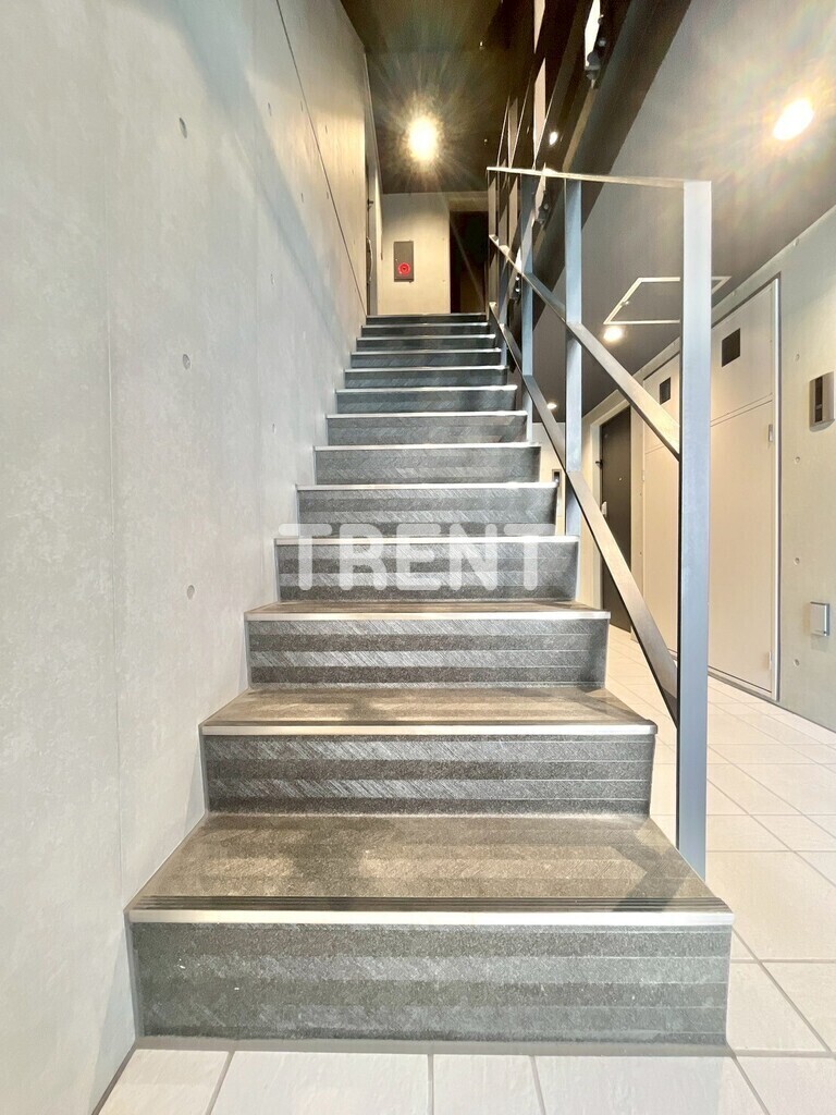 ウェルスクエア西新宿五丁目-502