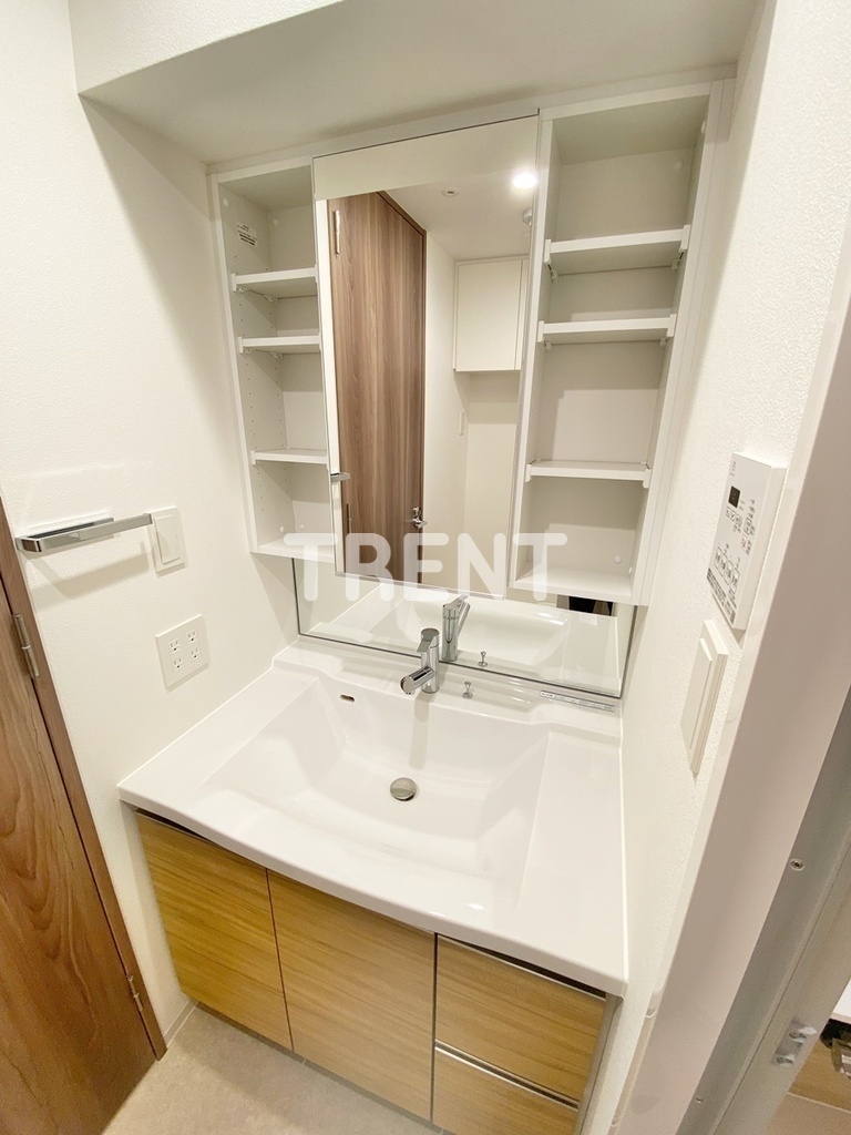 マイトリィ四谷-702