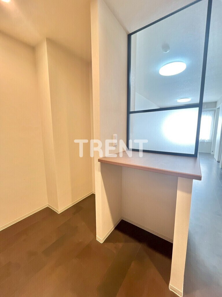 ウェルスクエア西新宿五丁目-301