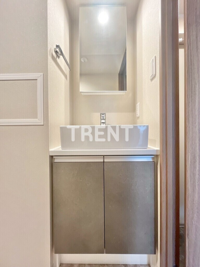 ウェルスクエア西新宿五丁目-301