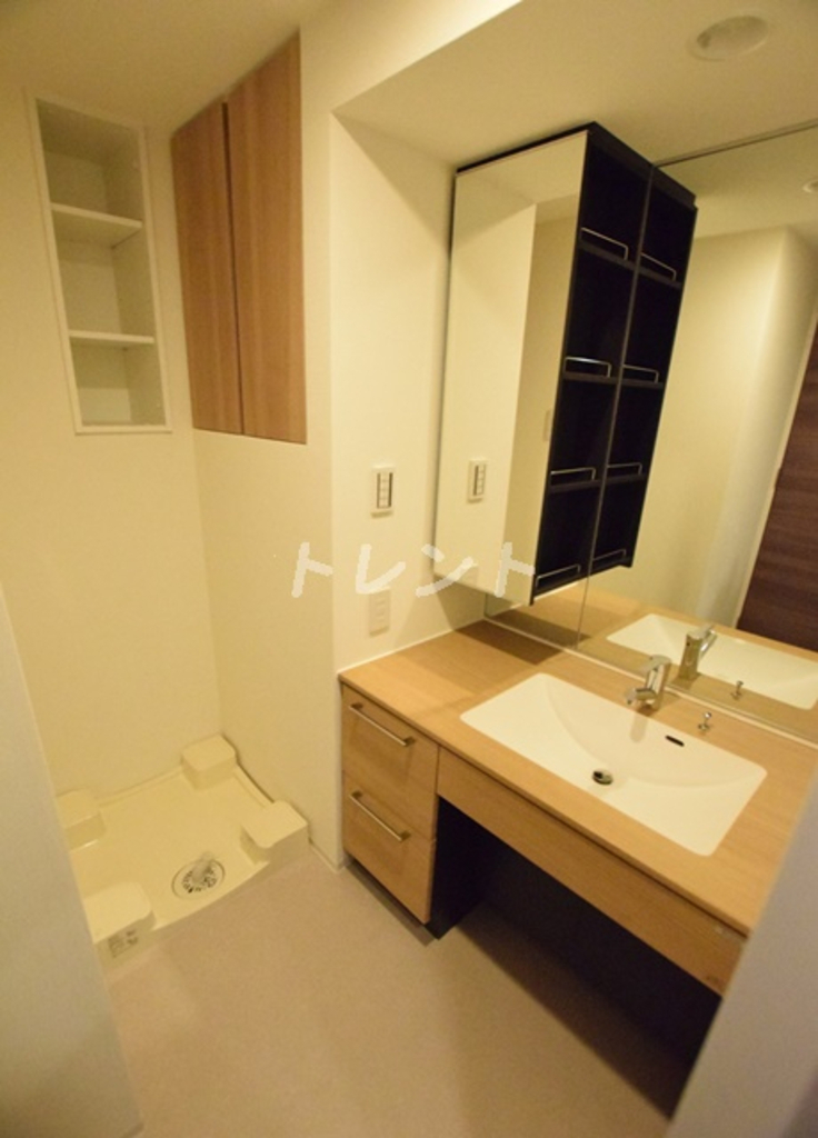 ミリアレジデンス浅草橋Ⅲ-608