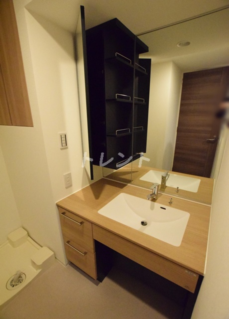 ミリアレジデンス浅草橋Ⅲ-608