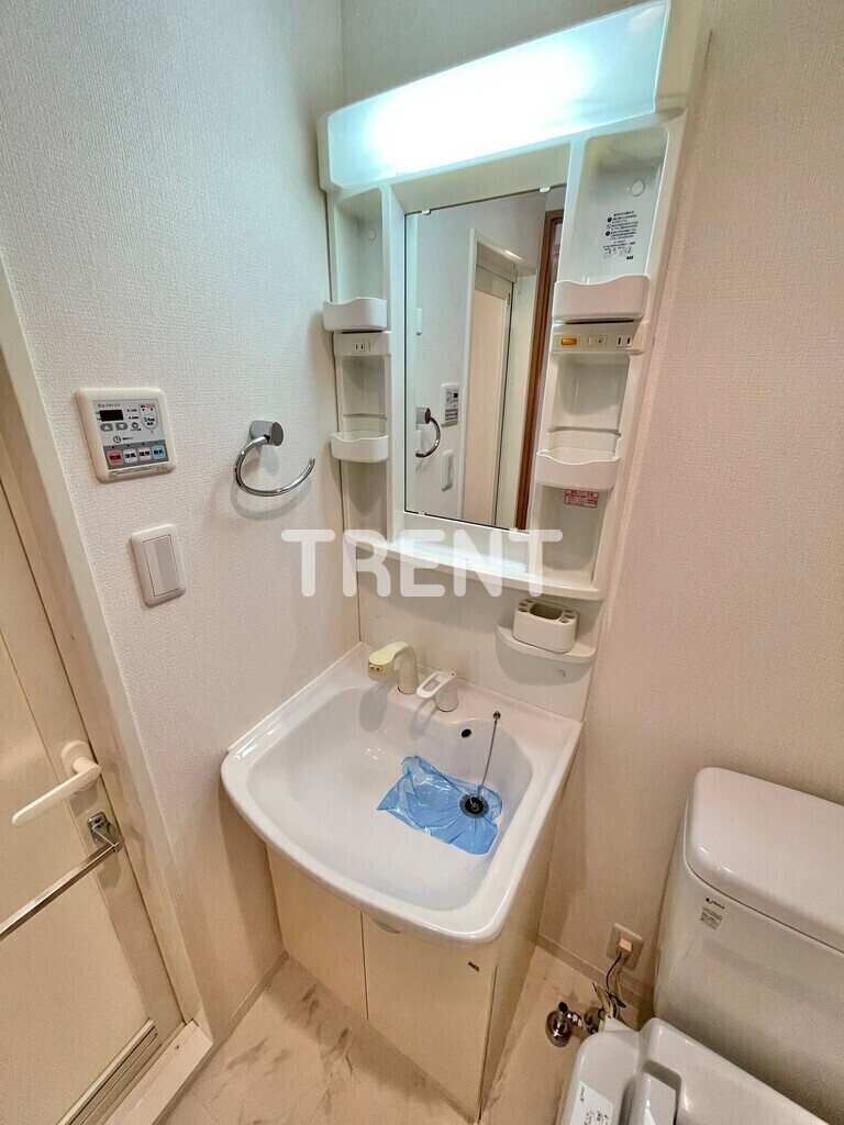 レジディア新宿御苑-401