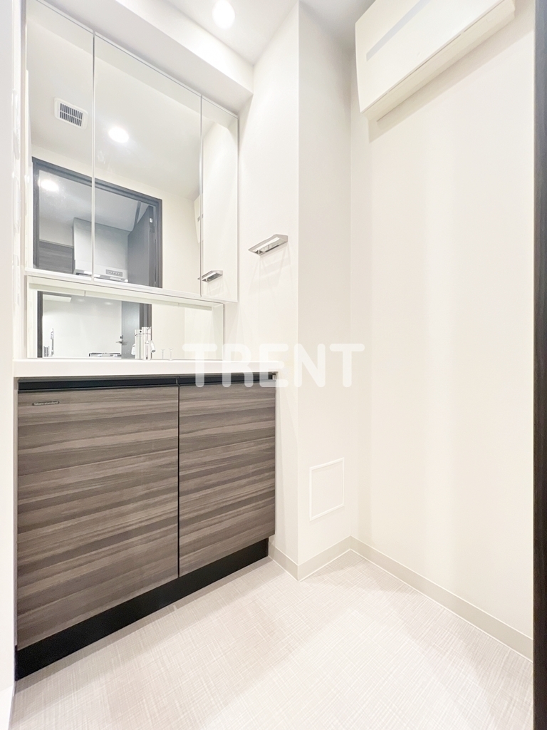 レジディア神田淡路町-703