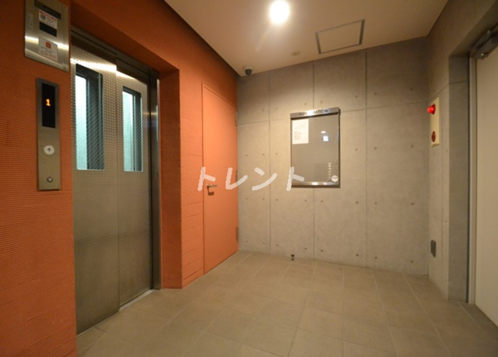 アヴニール元代々木-602