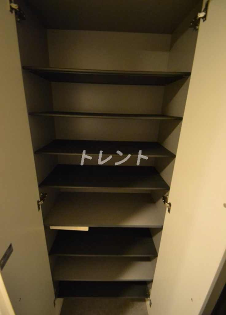 アヴニール元代々木-602