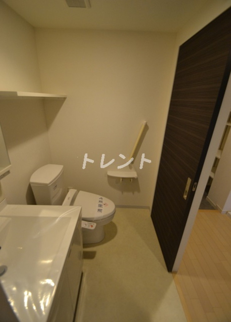 アヴニール元代々木-602