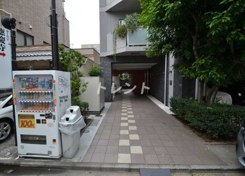 アヴニール元代々木-602