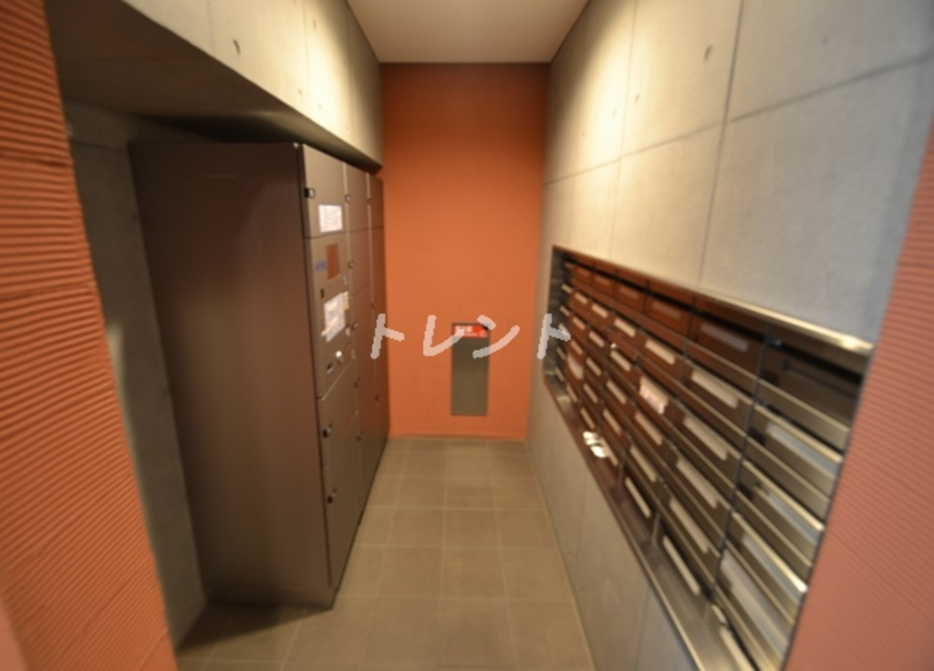 アヴニール元代々木-602