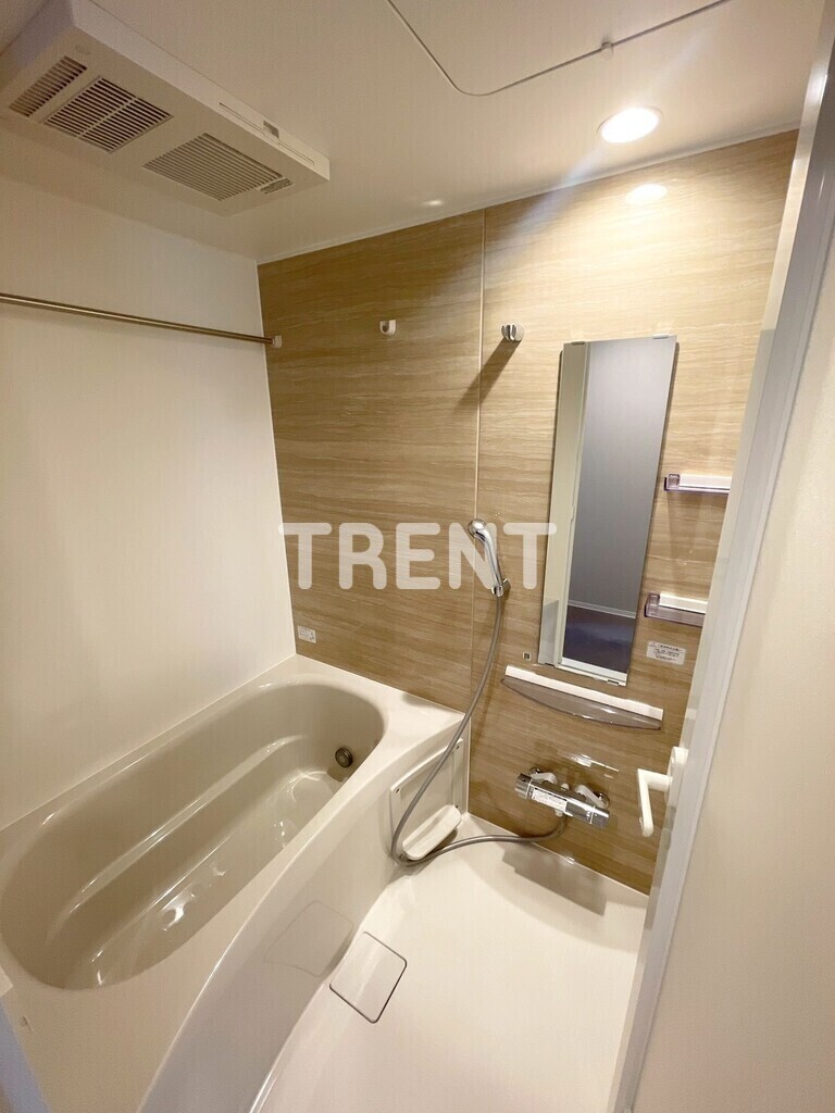 コンフォリアリヴ渋谷本町-504