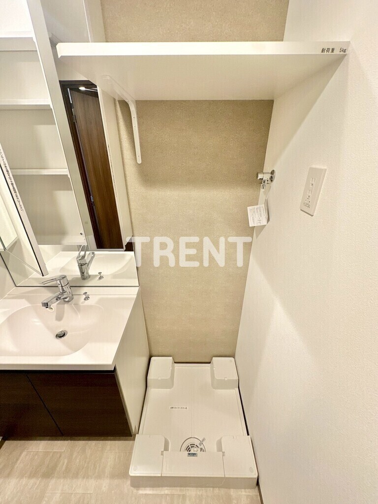 ザグラヴィティ新宿-204