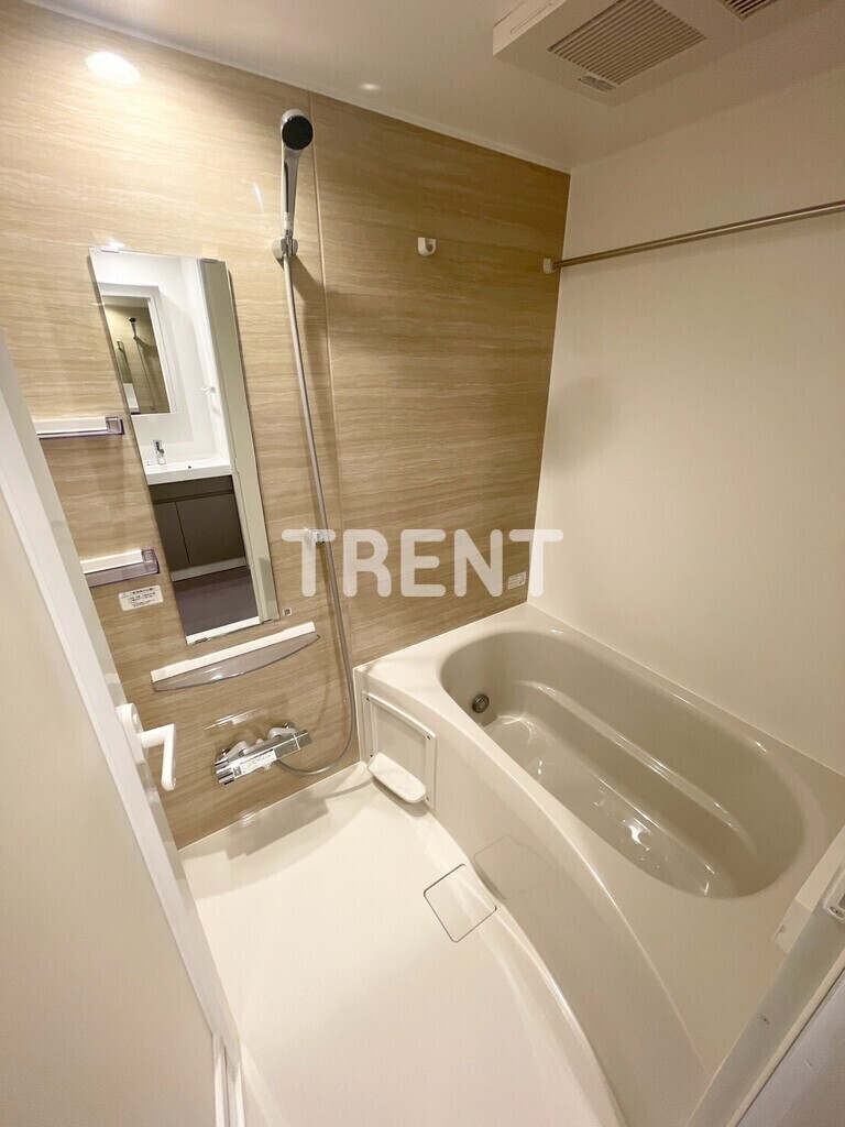 コンフォリアリヴ渋谷本町-403