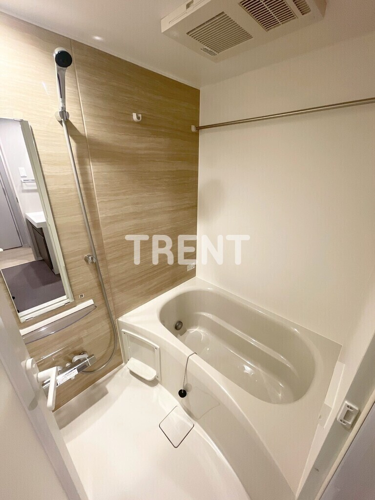 コンフォリアリヴ渋谷本町-405