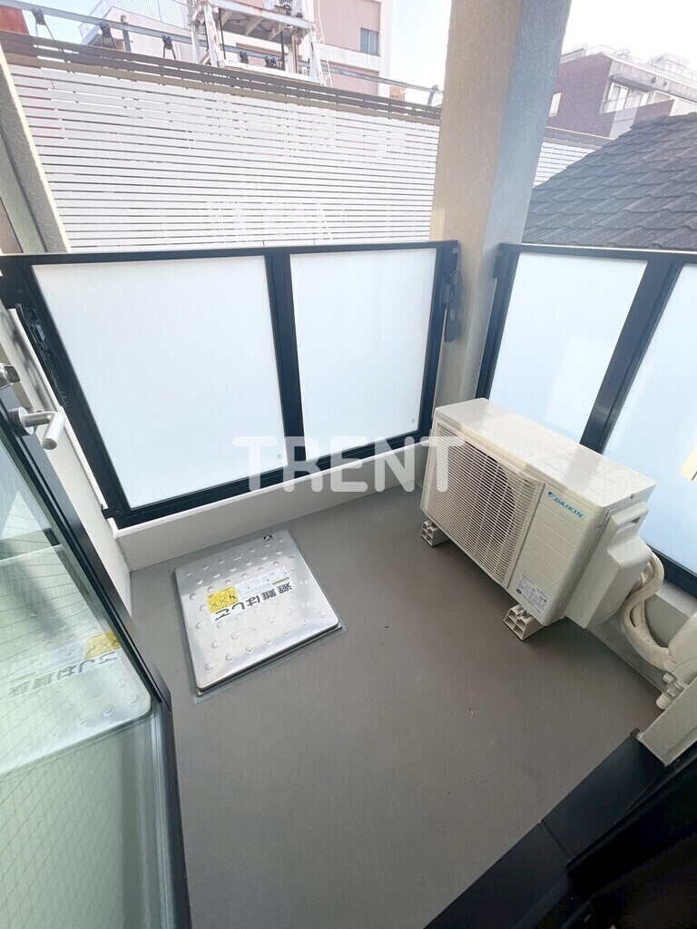 コンフォリアリヴ渋谷本町-405