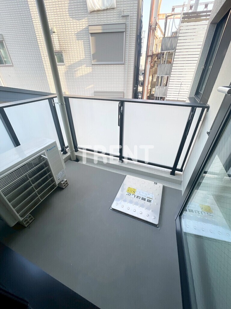 コンフォリアリヴ渋谷本町-404