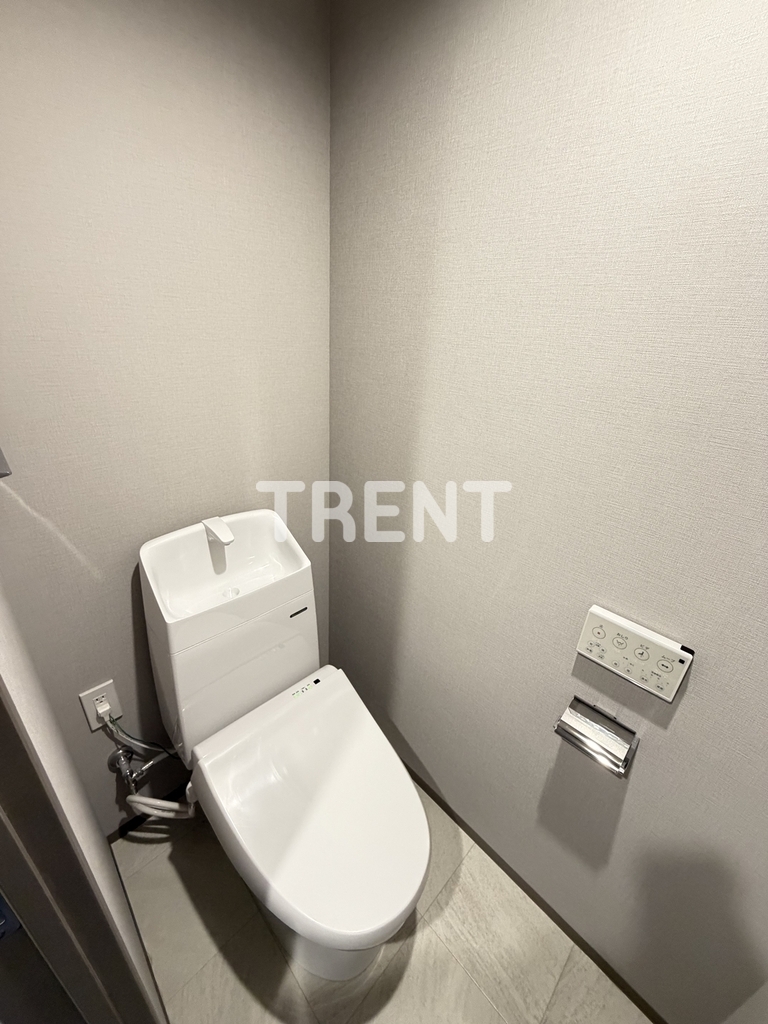 コンポジット早稲田鶴巻町-402