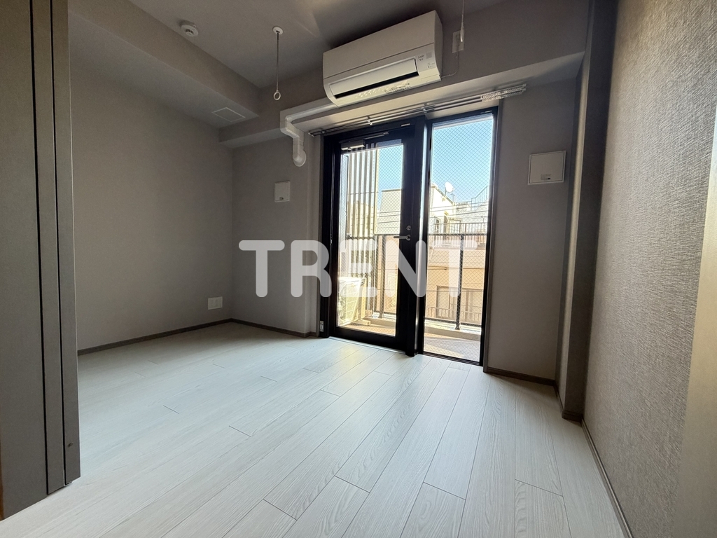 コンポジット早稲田鶴巻町-402