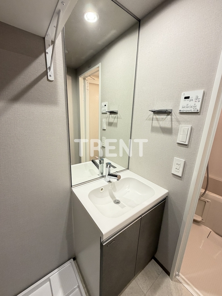 コンポジット早稲田鶴巻町-403