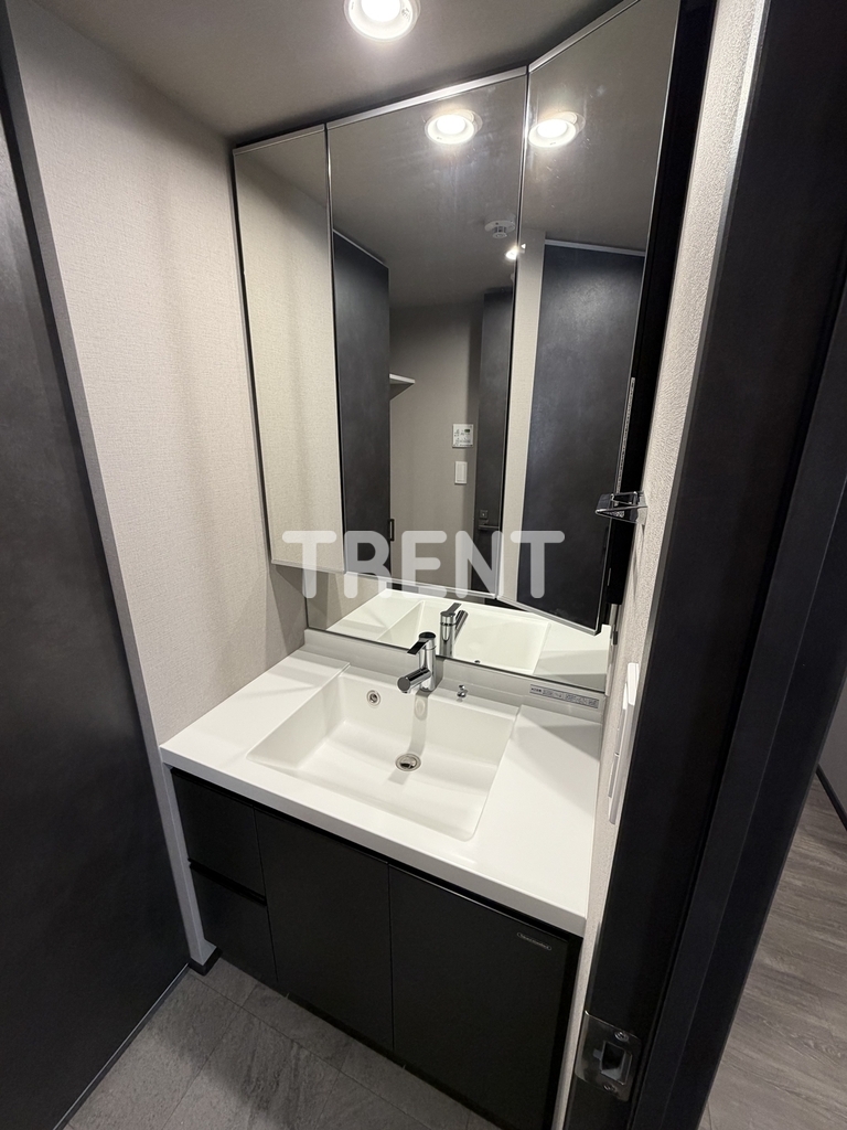 コンポジット早稲田鶴巻町-501