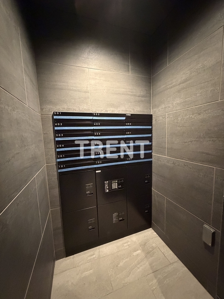 コンポジット早稲田鶴巻町-502