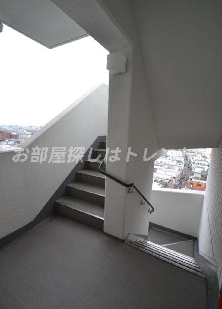 ラクラス幡ヶ谷-203