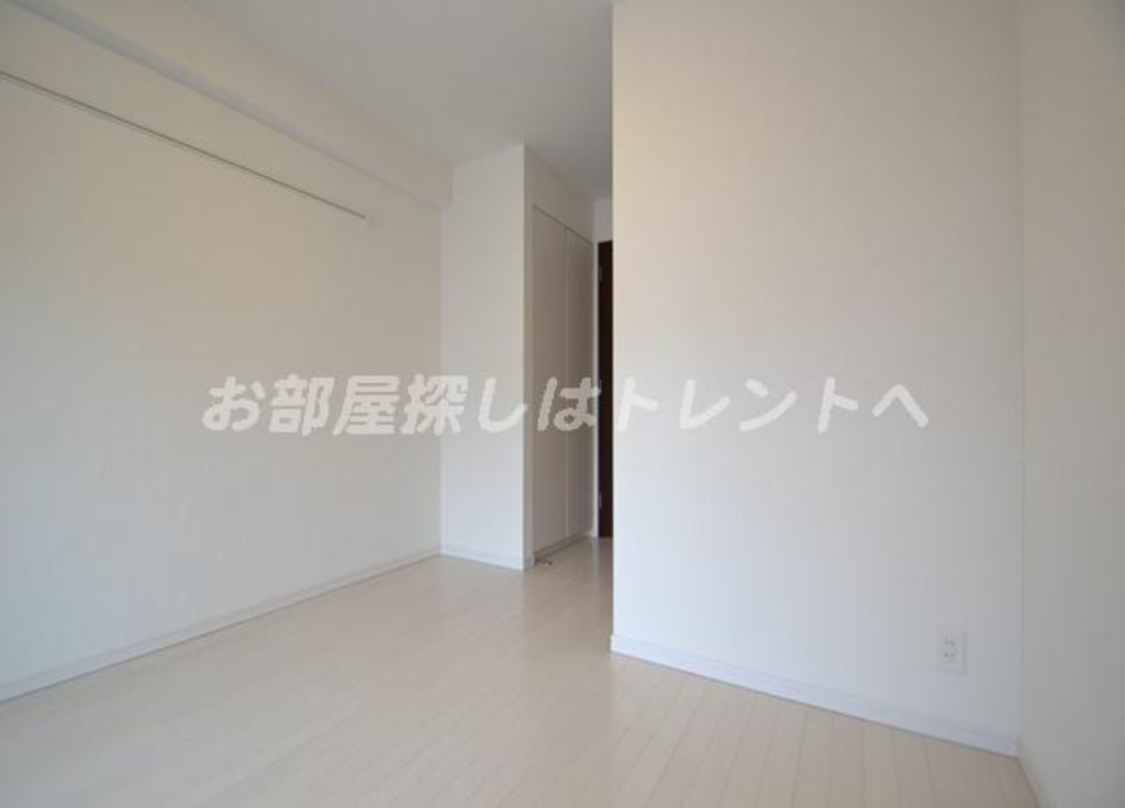 ラクラス幡ヶ谷-203