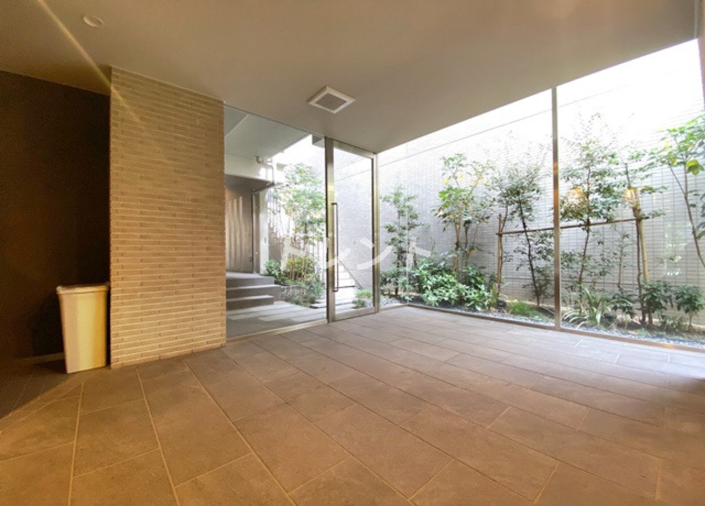 ワイズパティオ-303