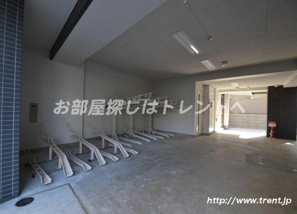 レアライズ新宿-8