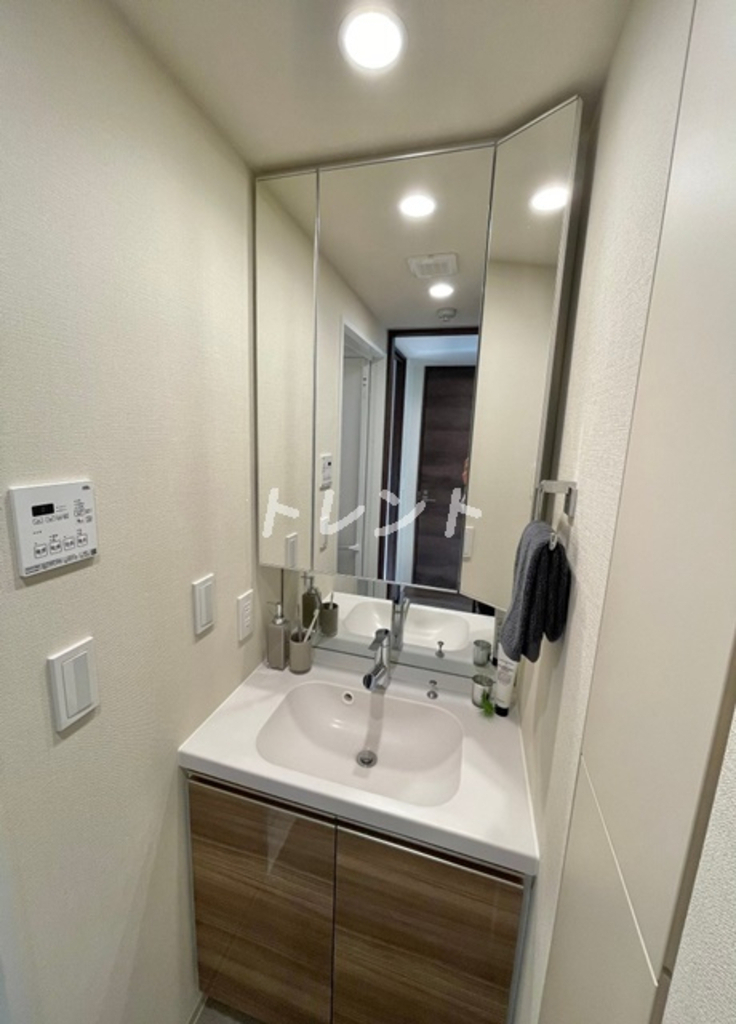 ジオエント中野弥生町-302