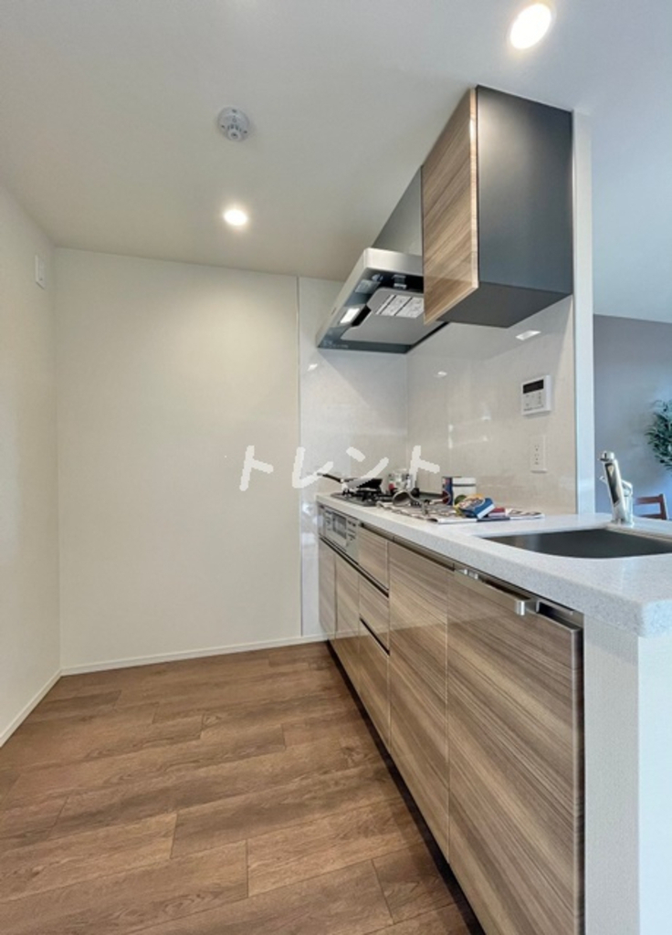 ジオエント中野弥生町-302