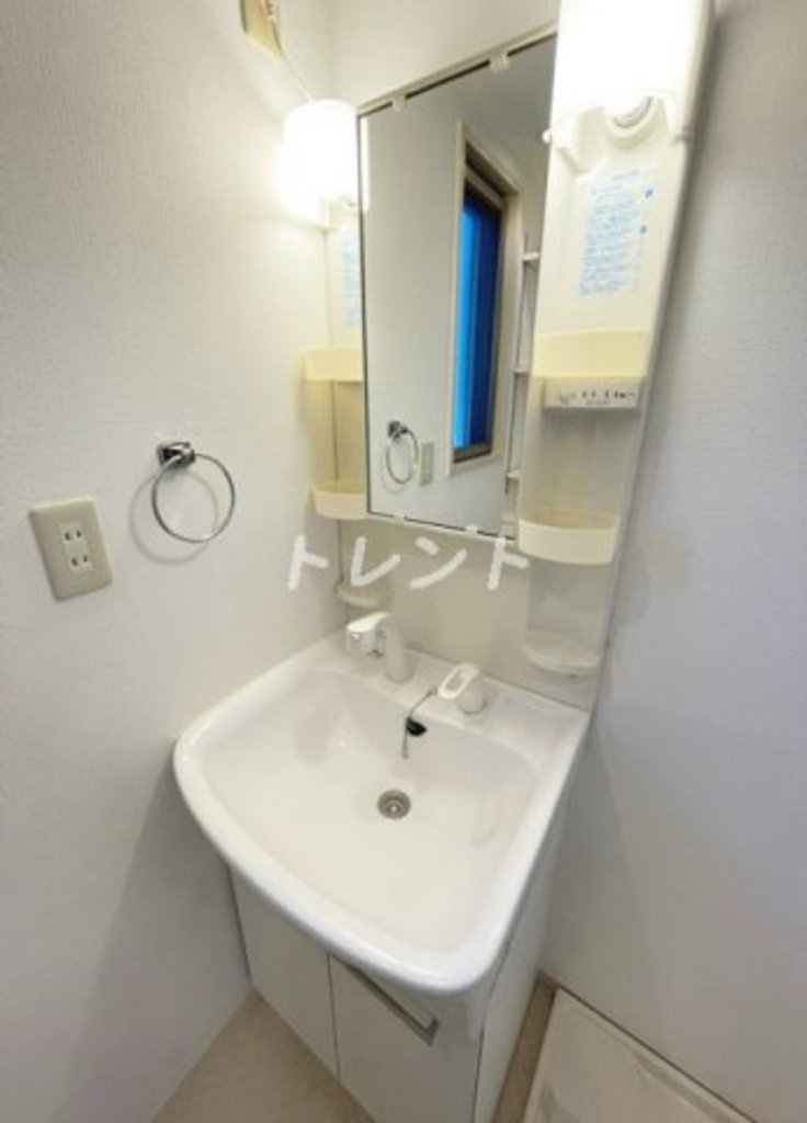 コンフォリア新中野Ⅱ-203