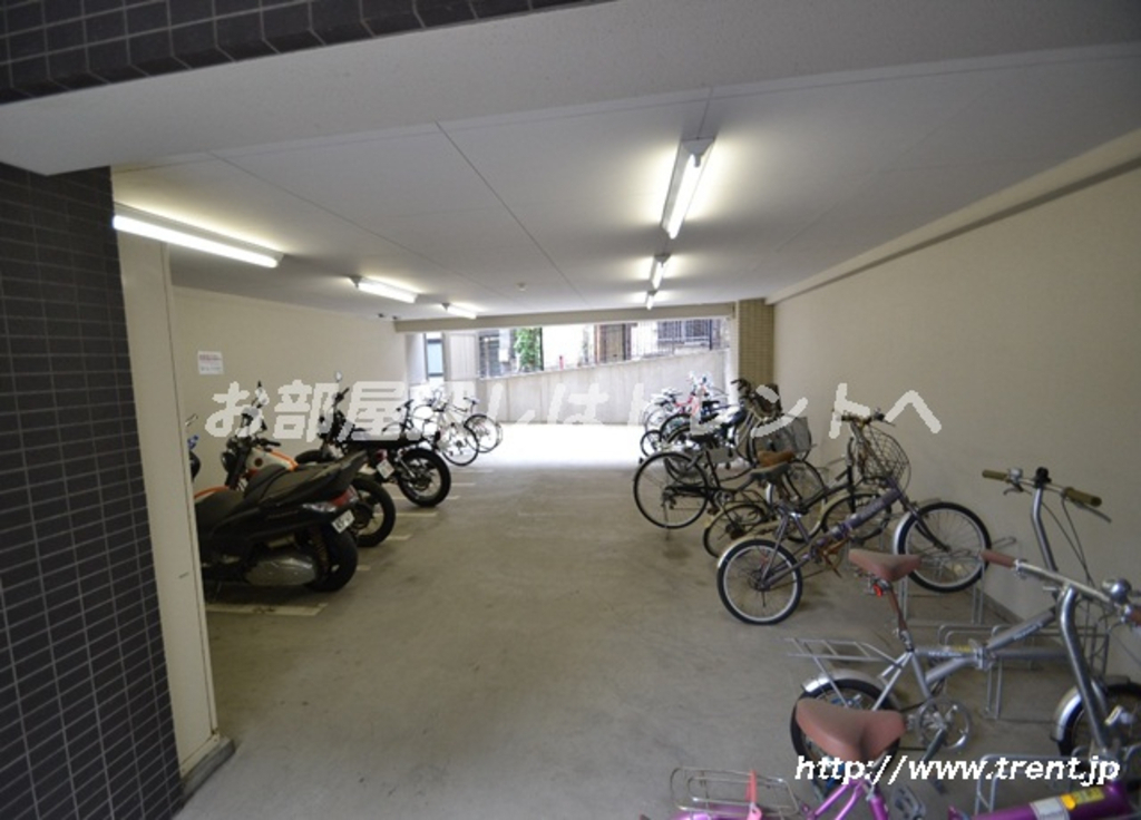 レナトゥス四谷-504