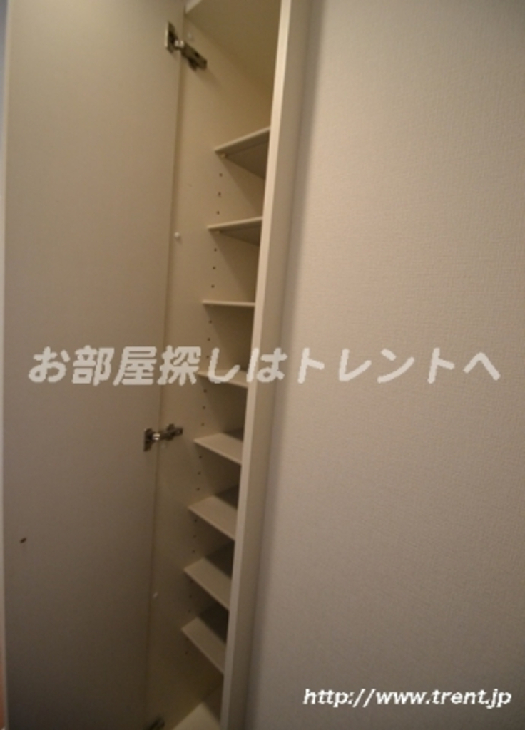 レナトゥス四谷-504