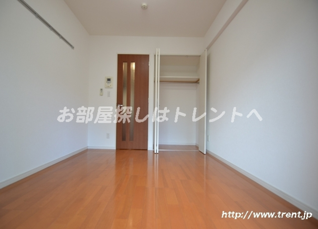 レナトゥス四谷-504