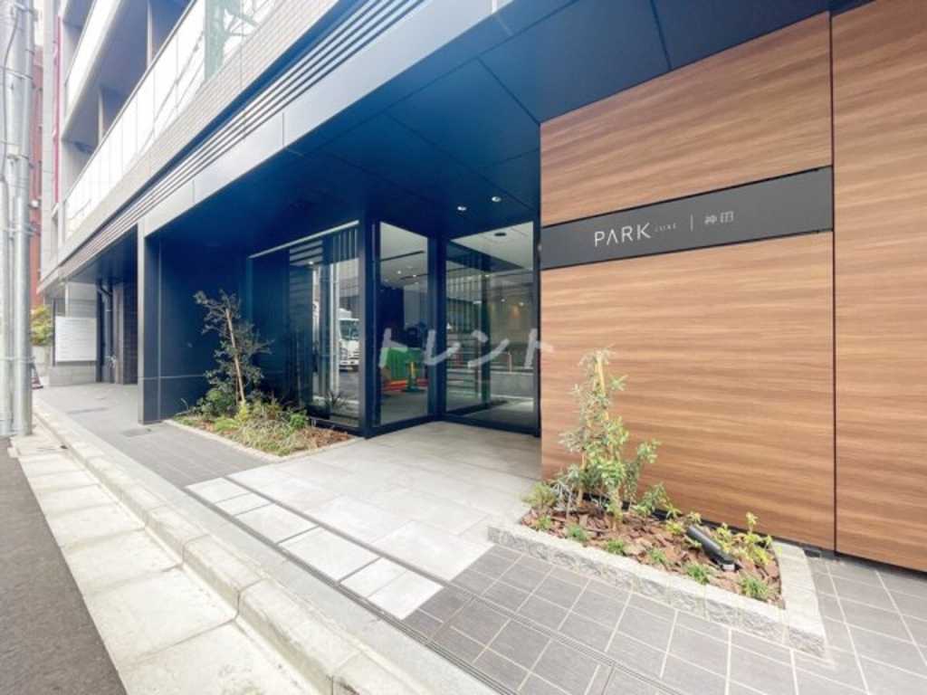 パークリュクス神田-704