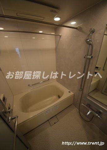 パークリュクス本郷-201