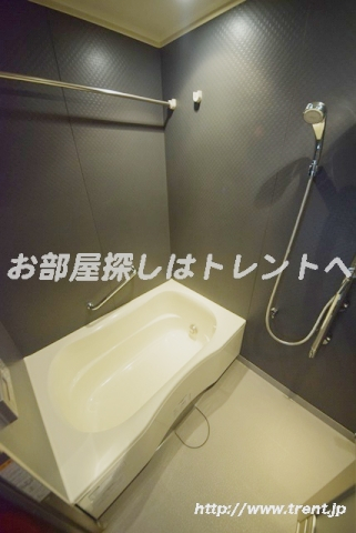 パークキューブ春日安藤坂-302