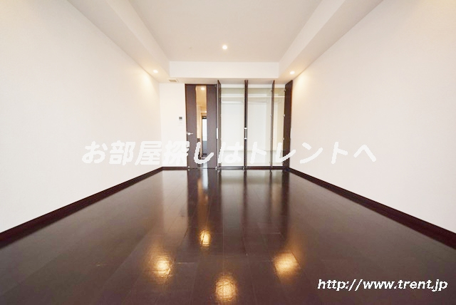 パークキューブ春日安藤坂-302