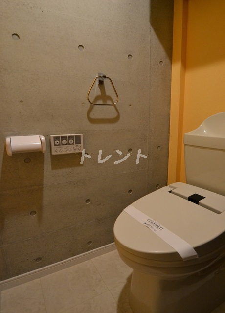 ウェルスクエアイズム初台-302