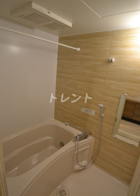 ウェルスクエアイズム初台-302