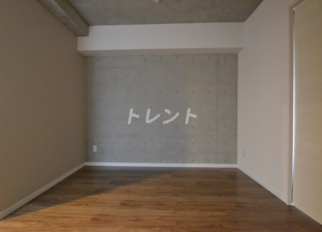 ウェルスクエアイズム初台-302