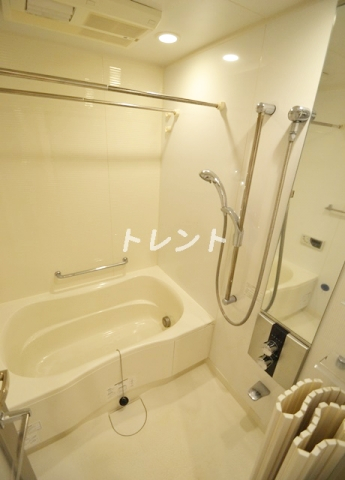 グランスイート代々木-711