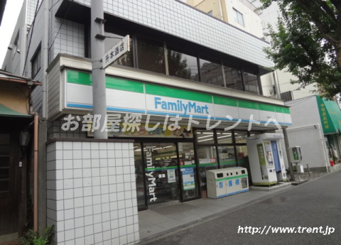 ファミリーマート升本神楽坂店