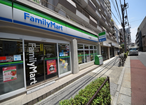 ファミリーマート文京本郷店