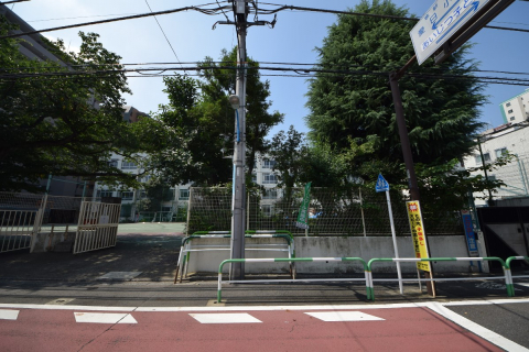 新宿区立 愛日小学校