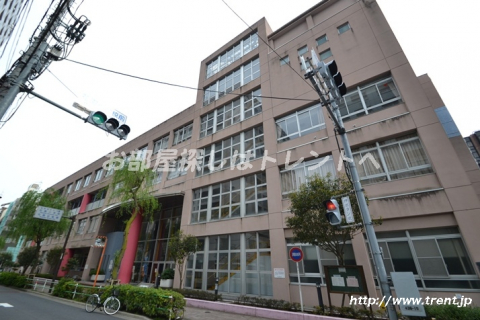 新宿区立 花園小学校