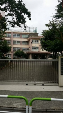 豊島区立巣鴨小学校