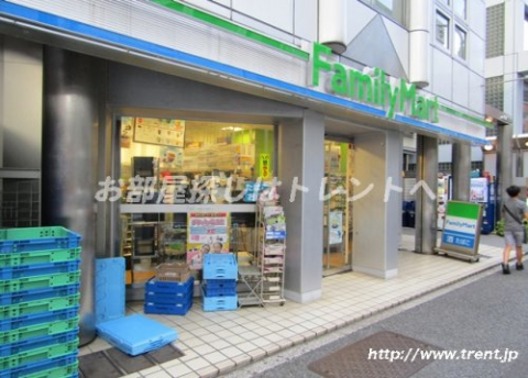 ファミリーマート・南青山六丁目店